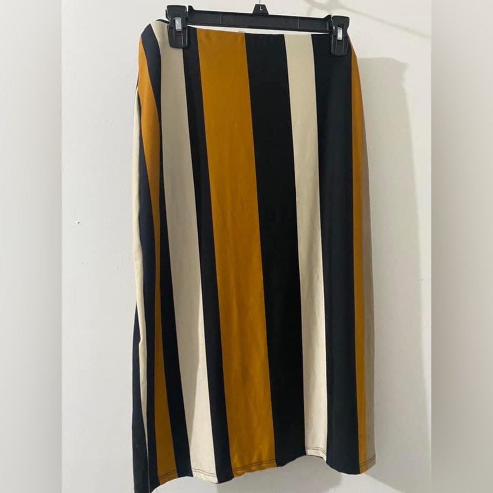 Pencil skirt